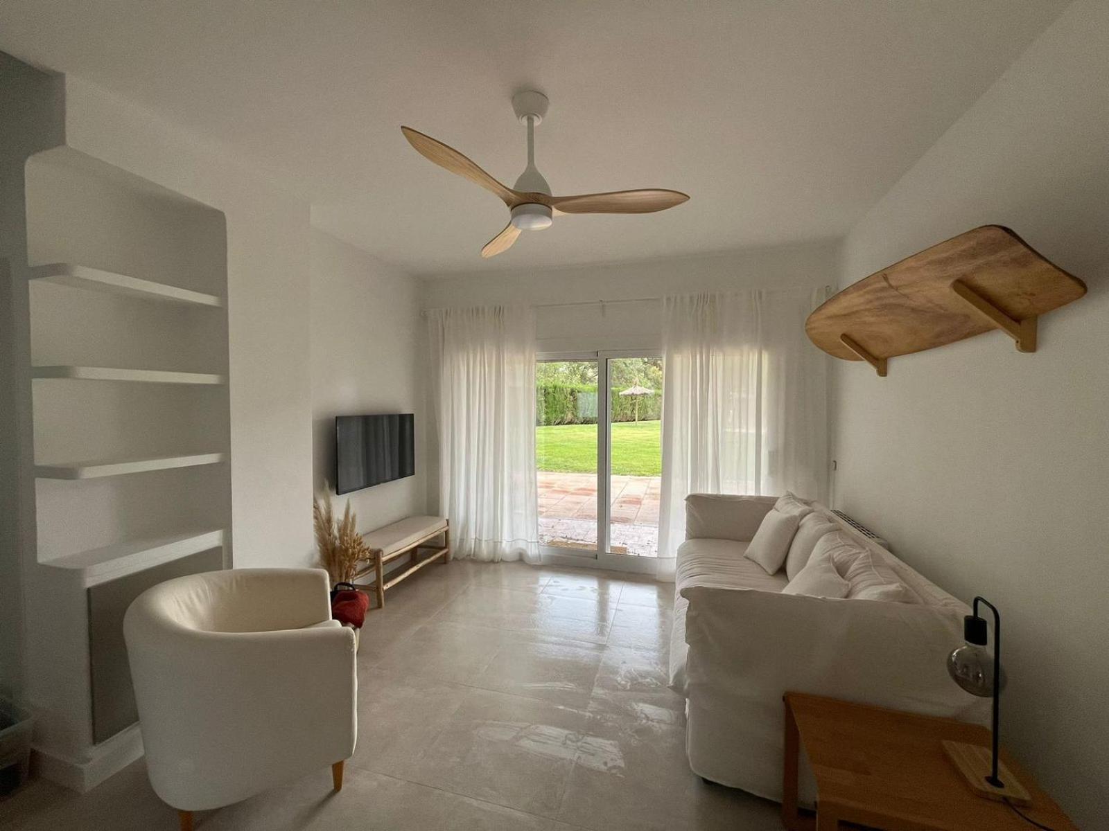 Calella De Palafrugell - Piso Reformado Con Piscina, Wifi Y Parking Gratuito Apartment Exterior photo